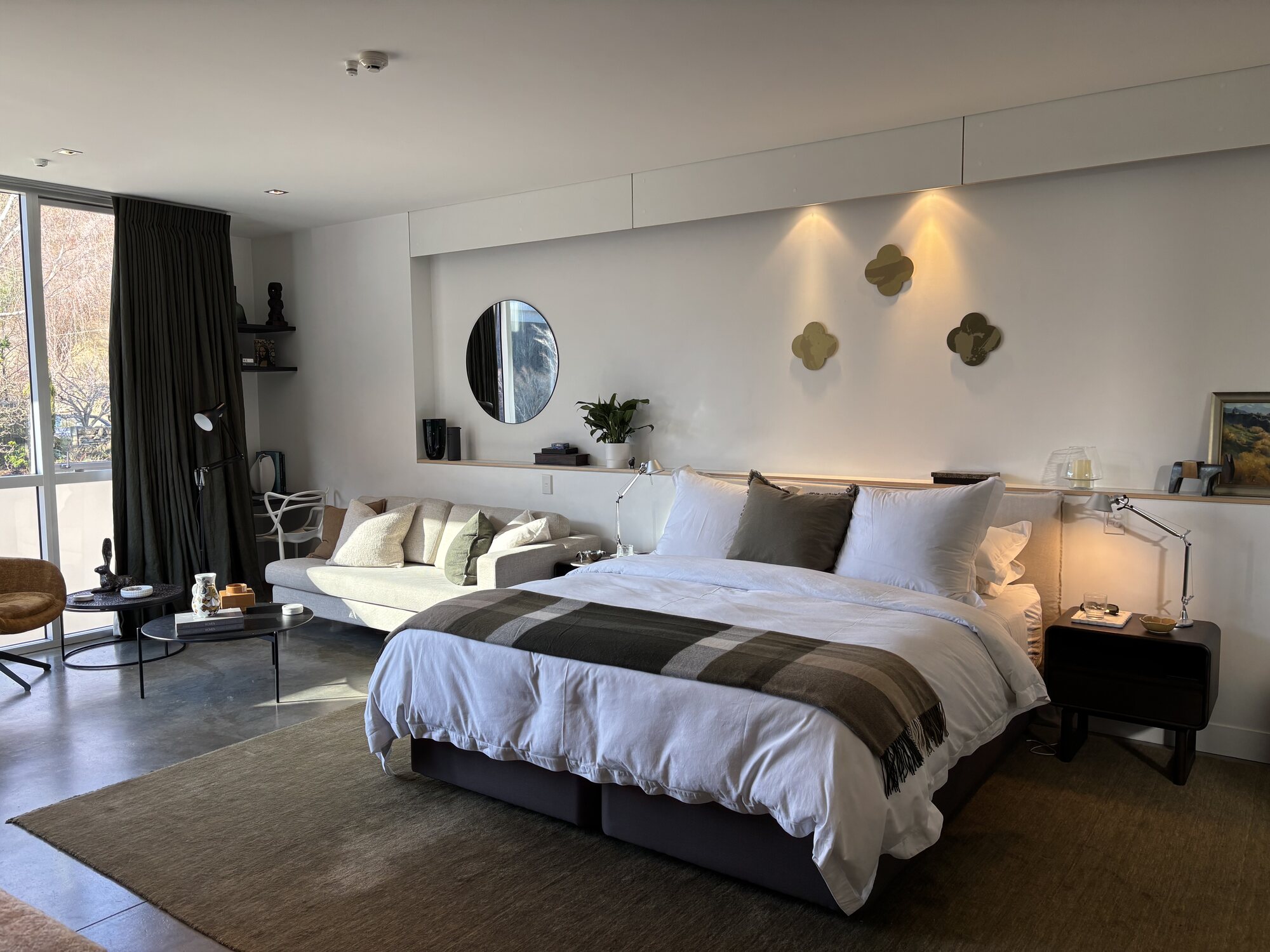 The Arrow — Bedroom